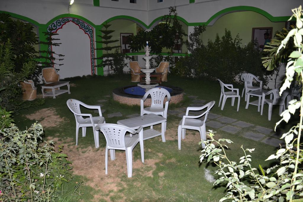 Anandam Palace Pushkar Пушкар Экстерьер фото